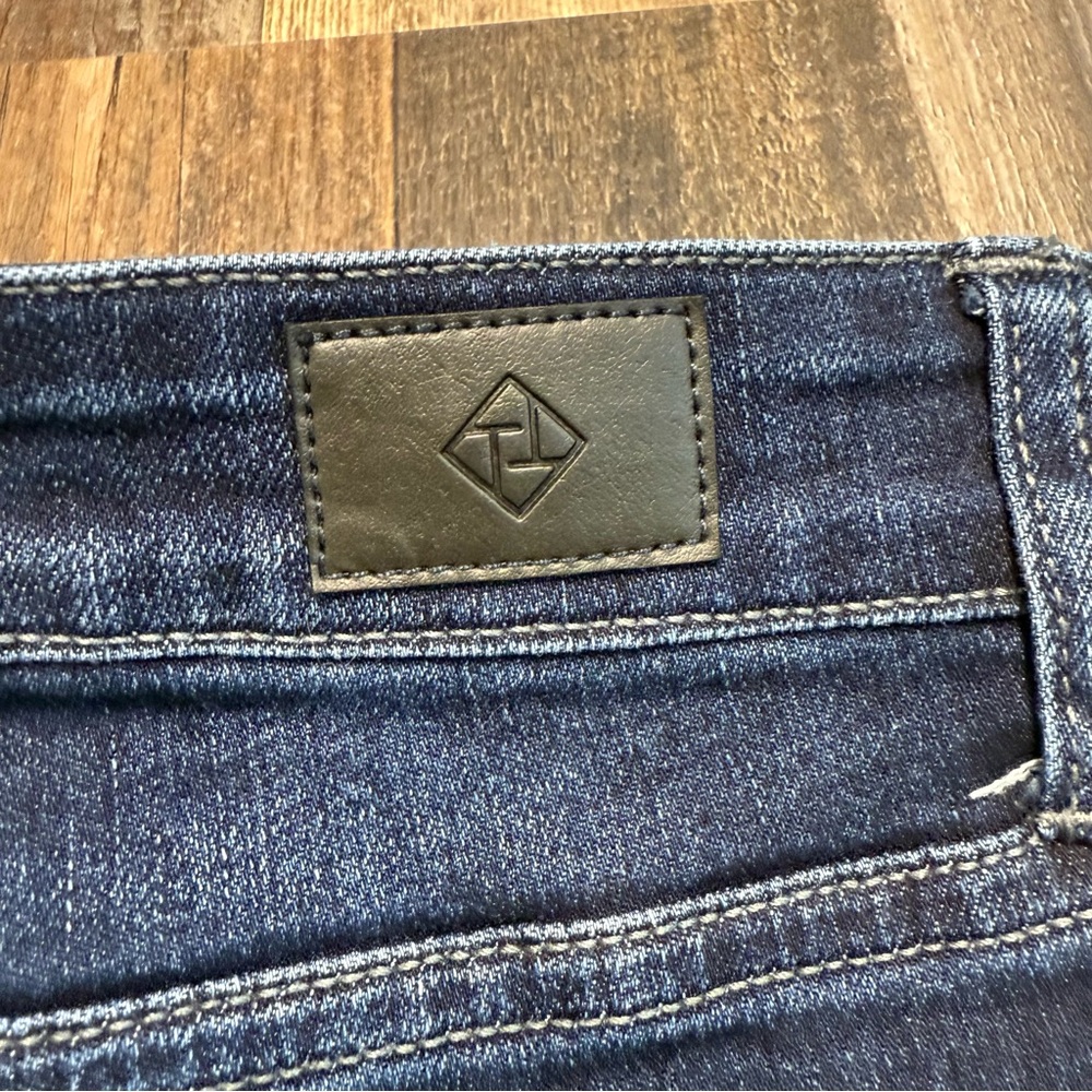 Truth + Theory Dark Blue Denim Shorts - Picture 4 of 7